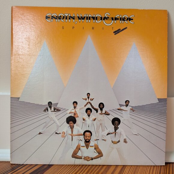 Earth, Wind & Fire Spirit Vinyl Record - Picture 1 of 9